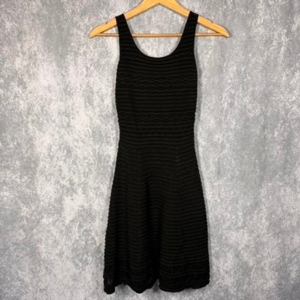 Jessica Simpson XS Priscilla Black Textured Knit Fit Flare Skater Dress